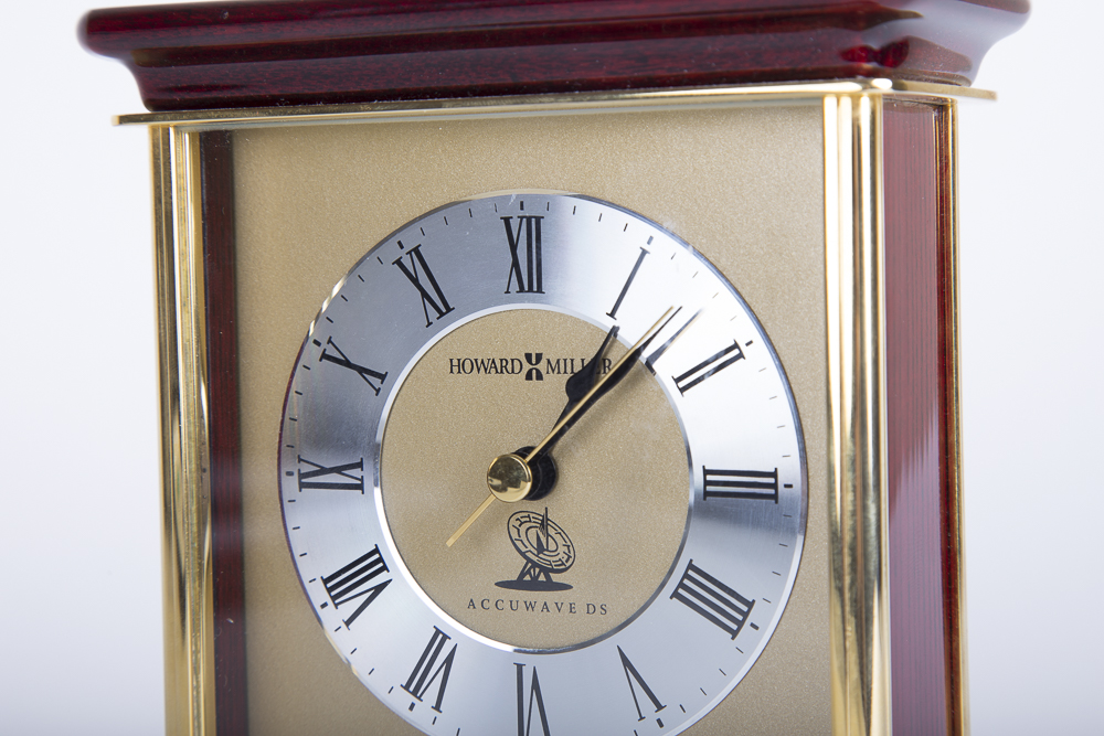 Howard Miller Accuwave DS Clock