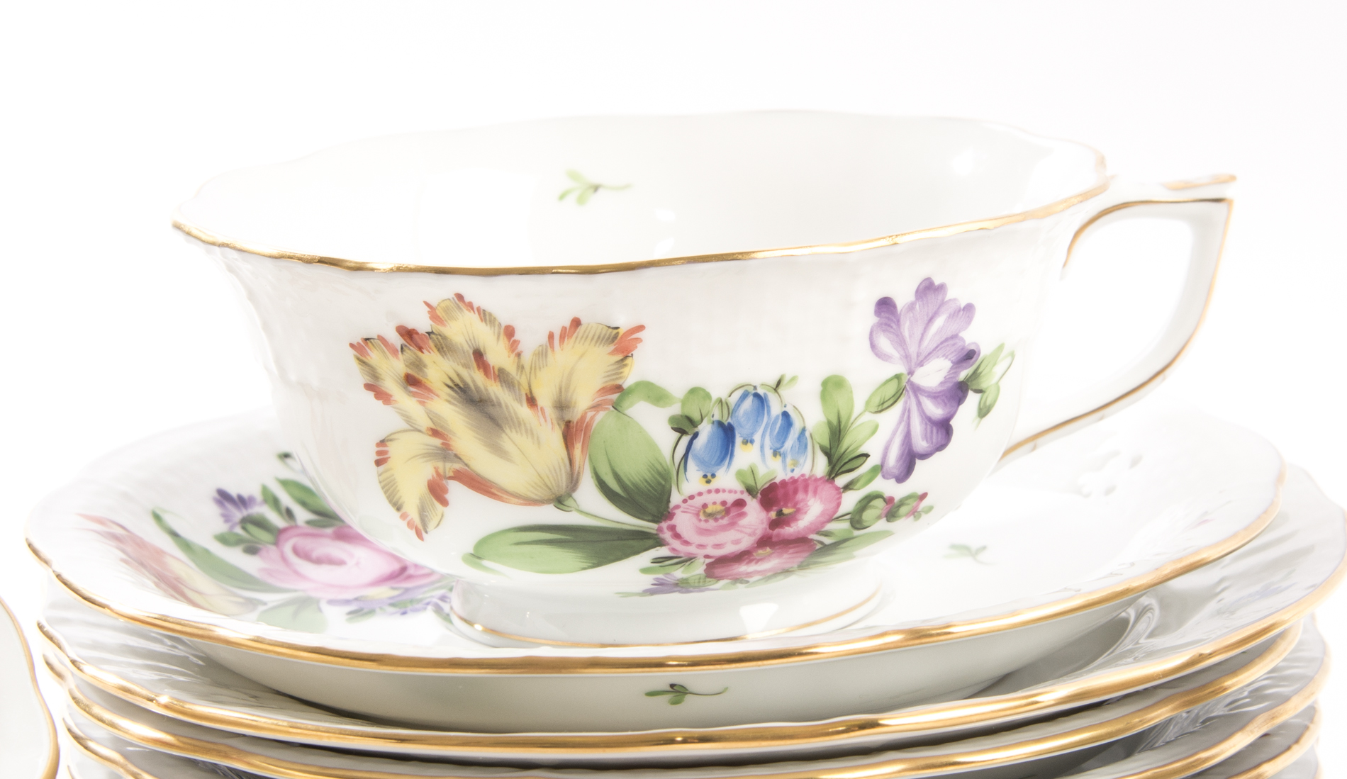 Herend "Printemps" Teacup and Saucer Sets