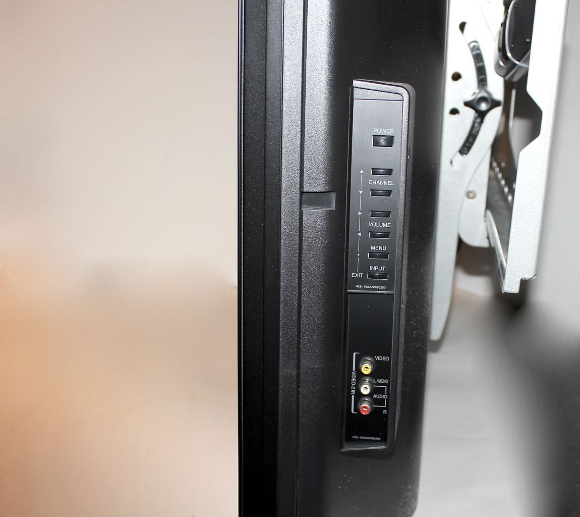 Toshiba Regza 37" 720p LCD Television