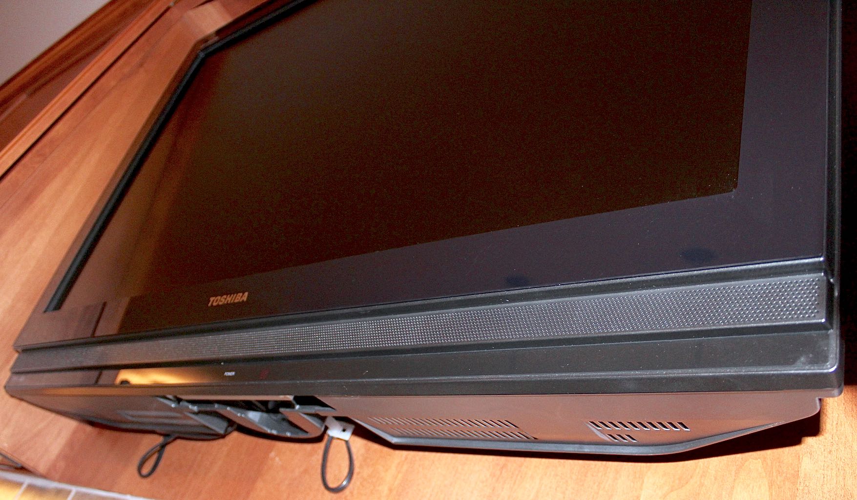 Toshiba Regza 37" 720p LCD Television