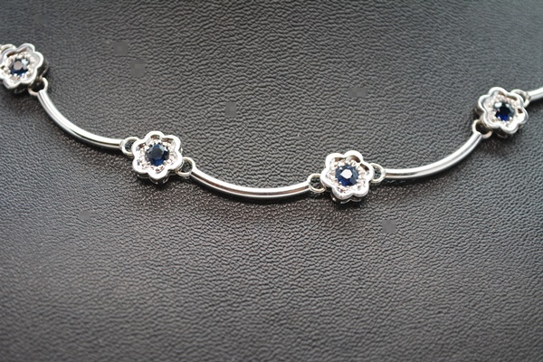 14K White Gold Sapphire Necklace