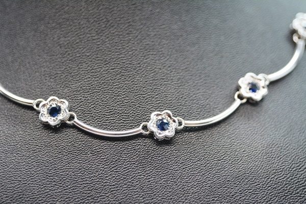 14K White Gold Sapphire Necklace