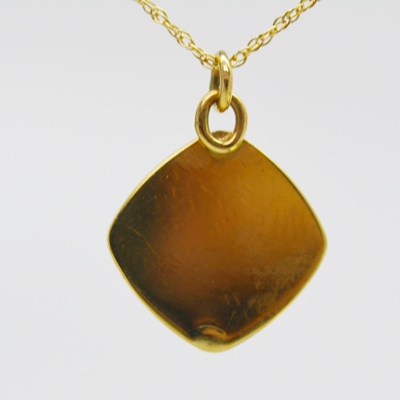 Vintage 14K Yellow Gold Natural Freshwater Pearl Pendant Necklace