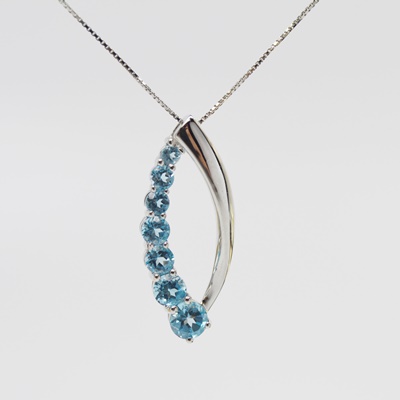 10K White Gold Blue Topaz Pendant Necklace
