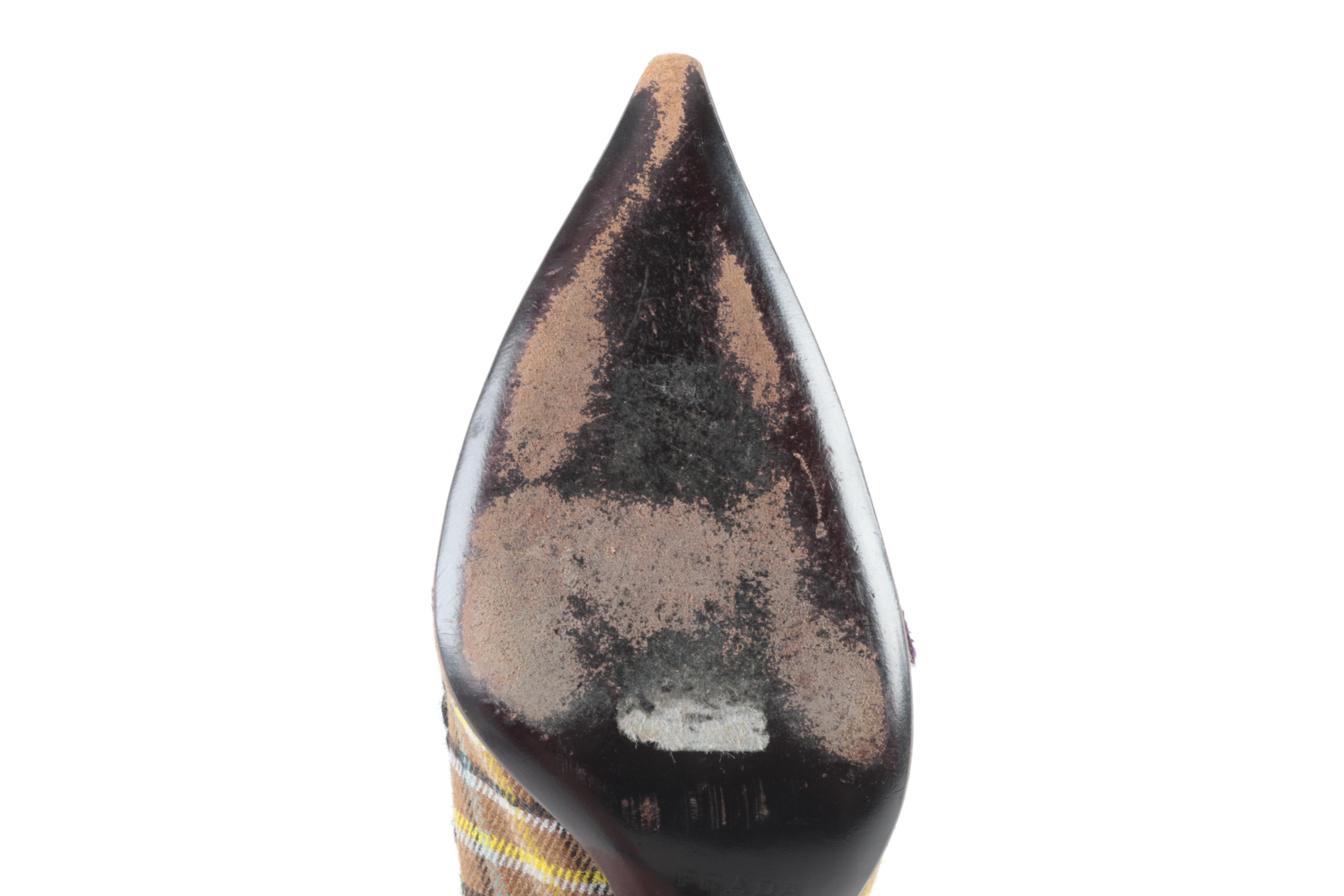 Women's Plaid Prada Pumps, Size 37.5