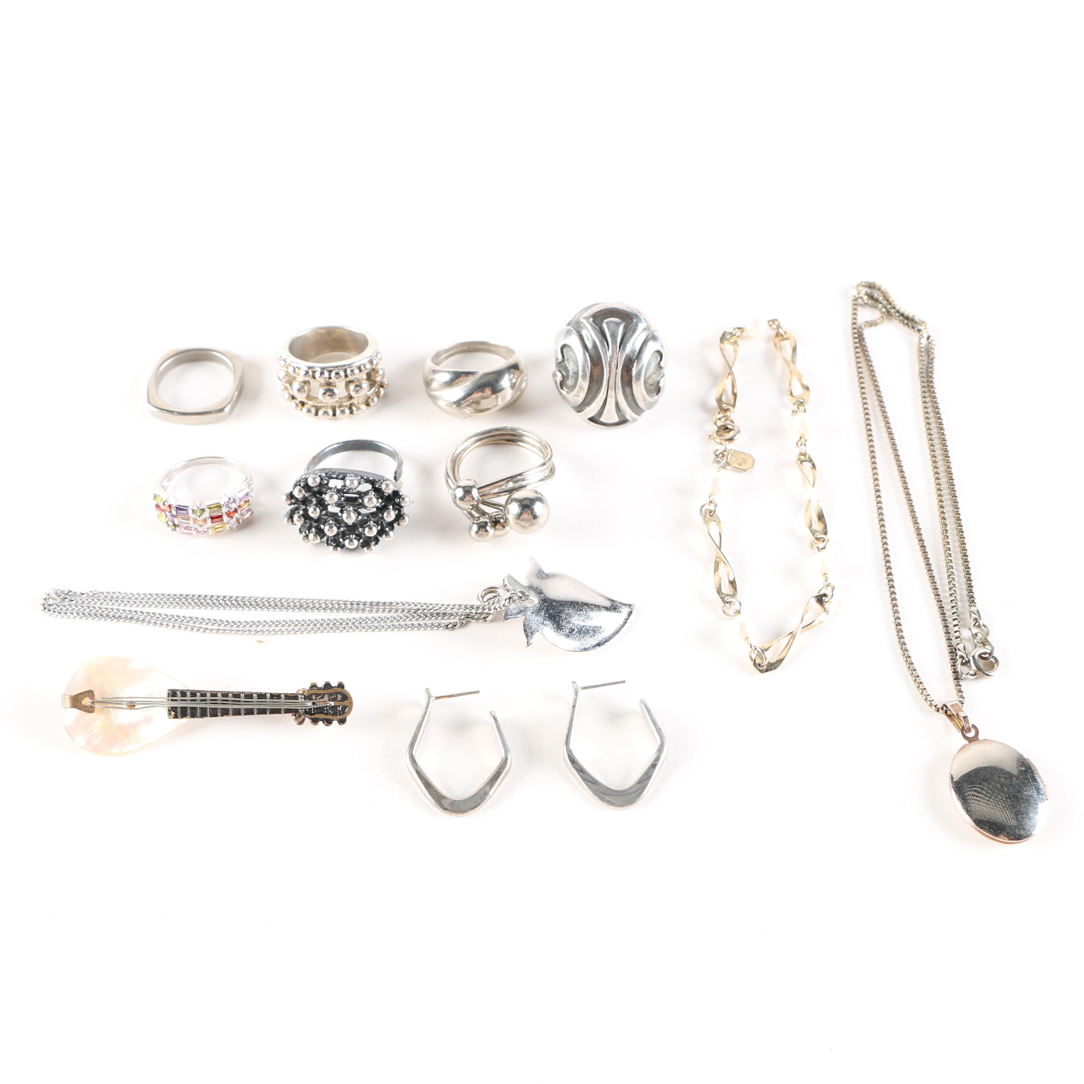 Costume Jewelry Including Cultured Pearls