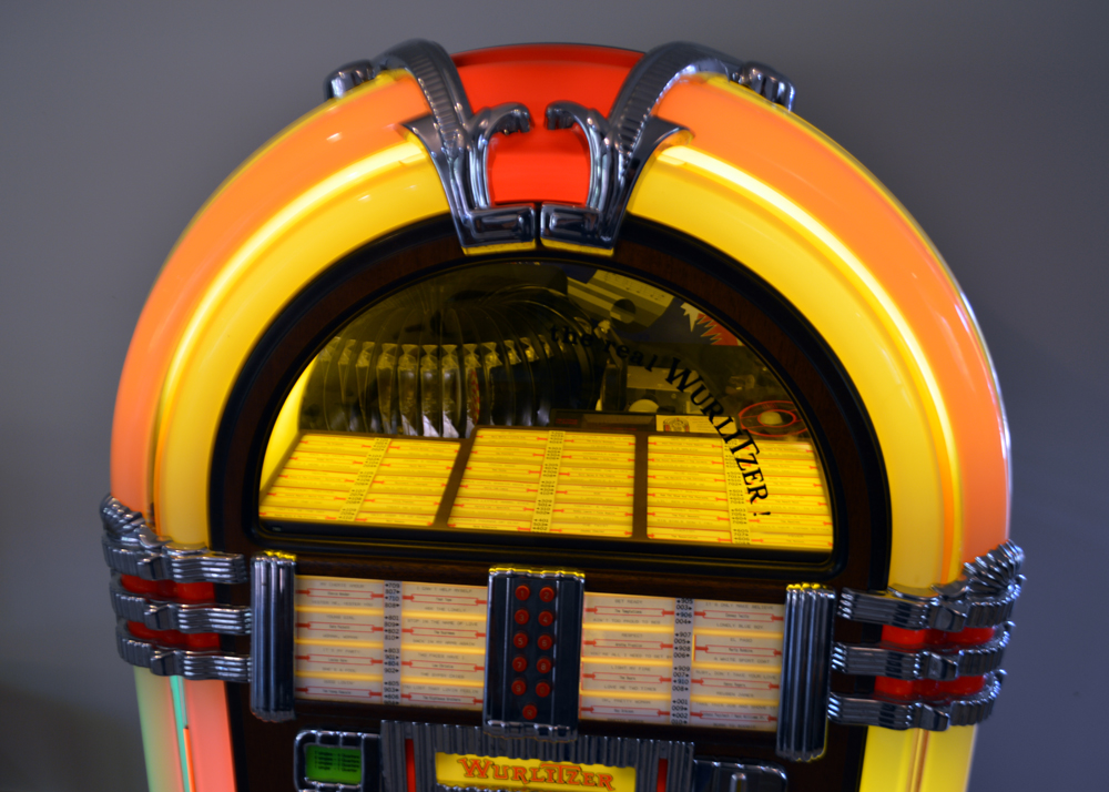 Wurlitzer "One More Time" Model 1015 Replica Jukebox