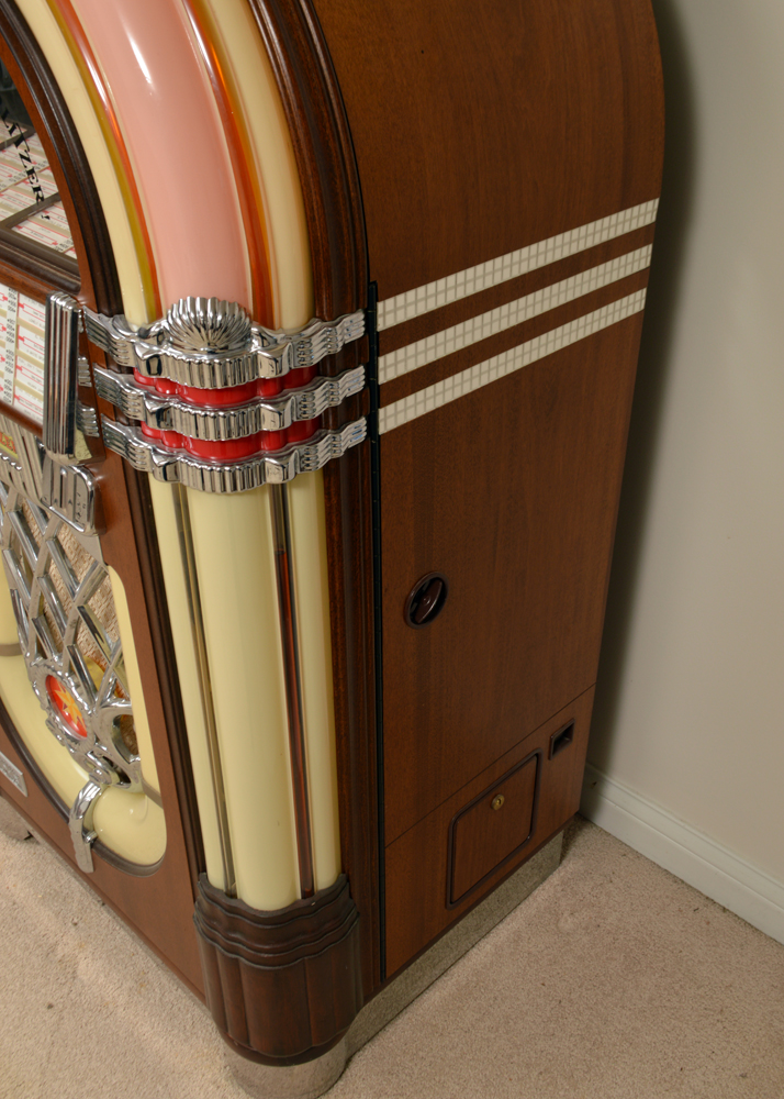 Wurlitzer "One More Time" Model 1015 Replica Jukebox