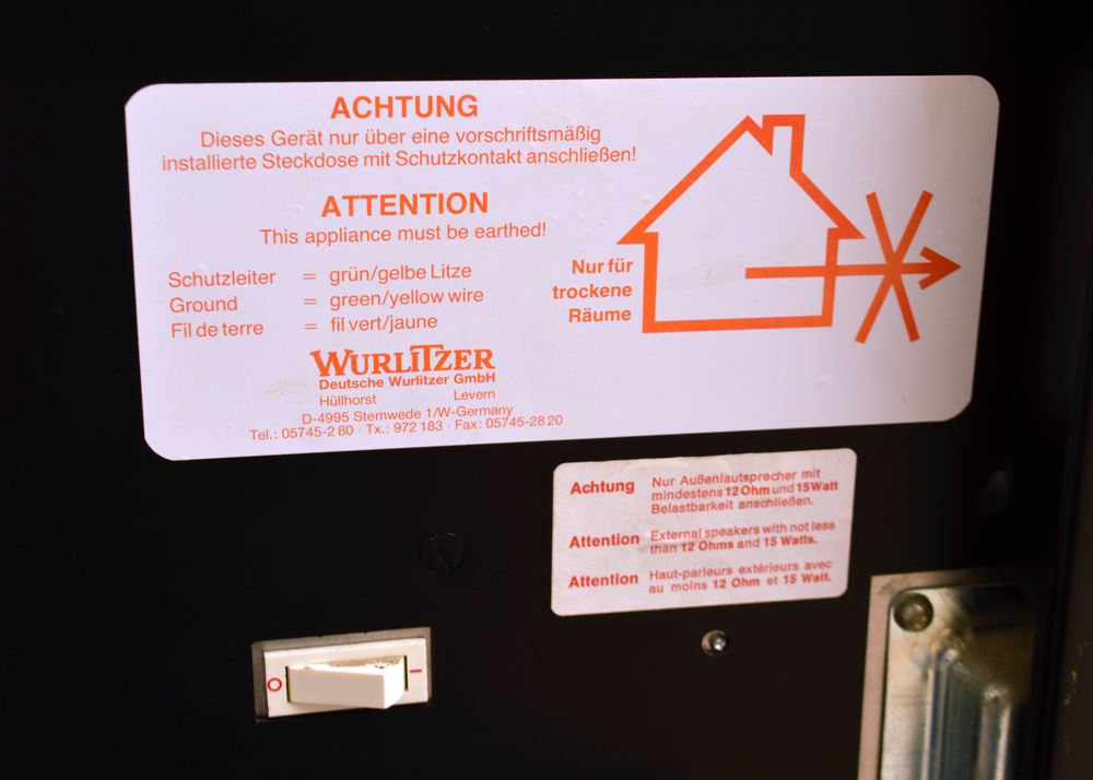 Wurlitzer "One More Time" Model 1015 Replica Jukebox