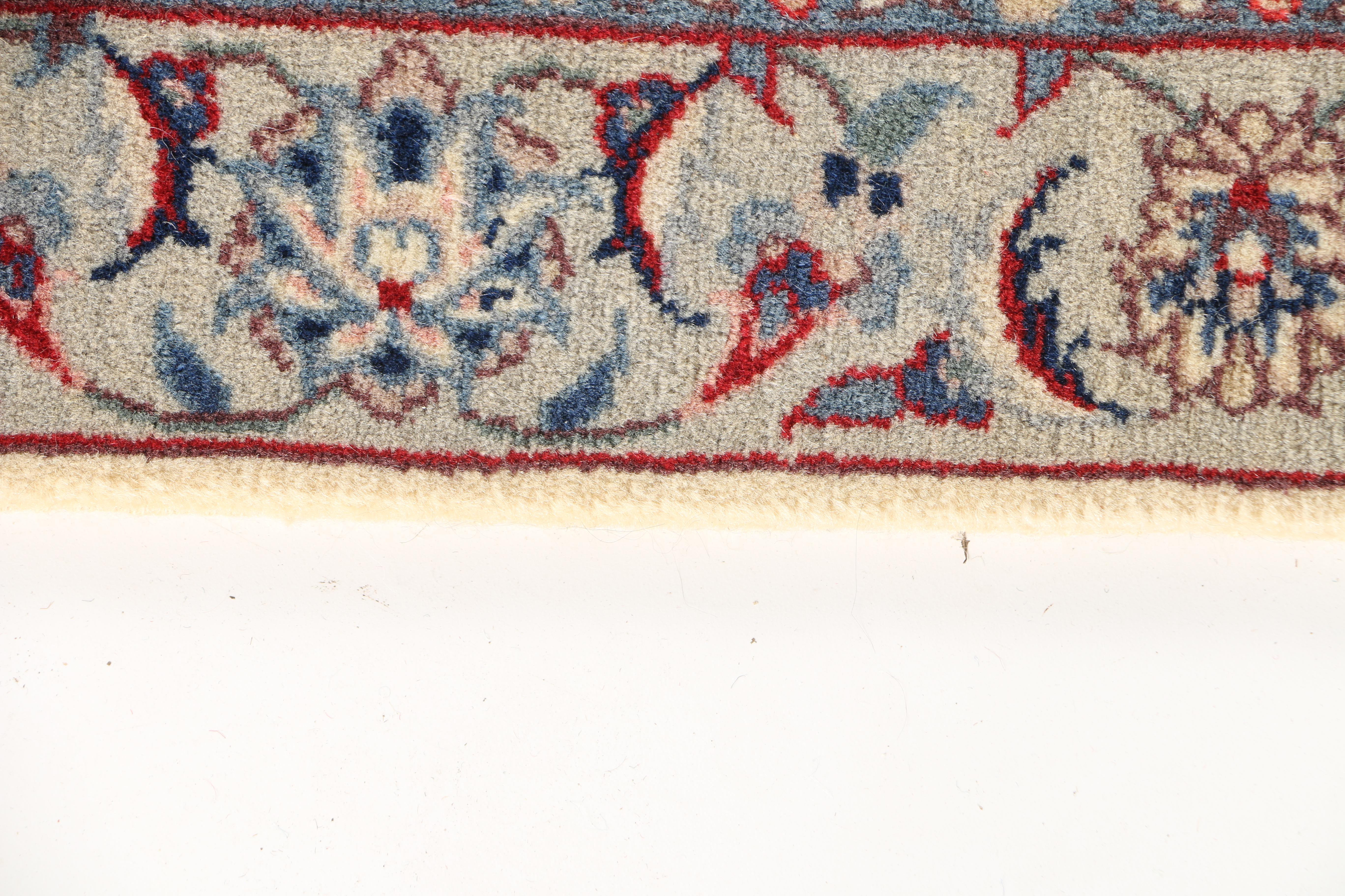 MAchine Woven Rugmasters Persian-Style Carpet Runner