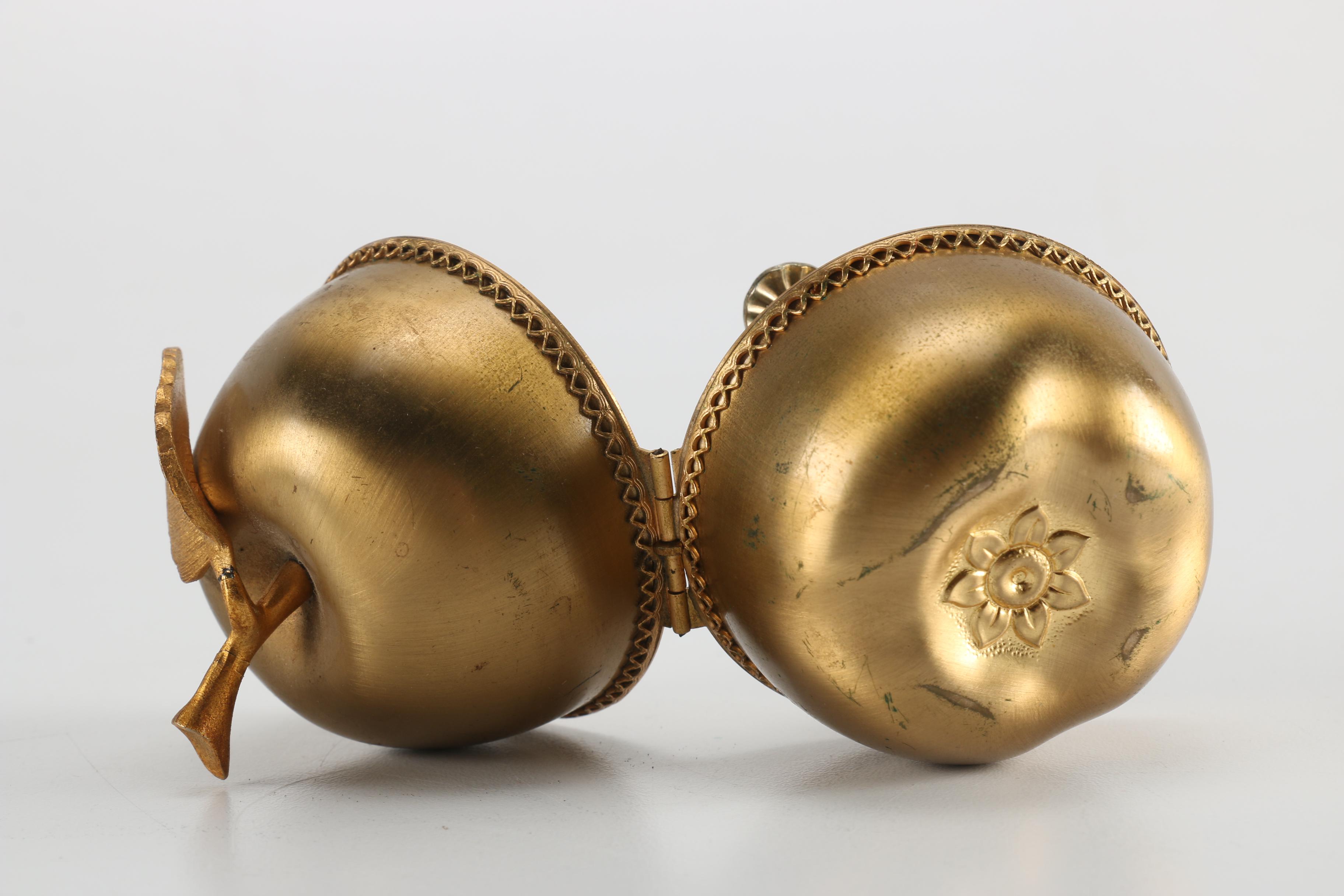 Apple Shaped Table Lighter