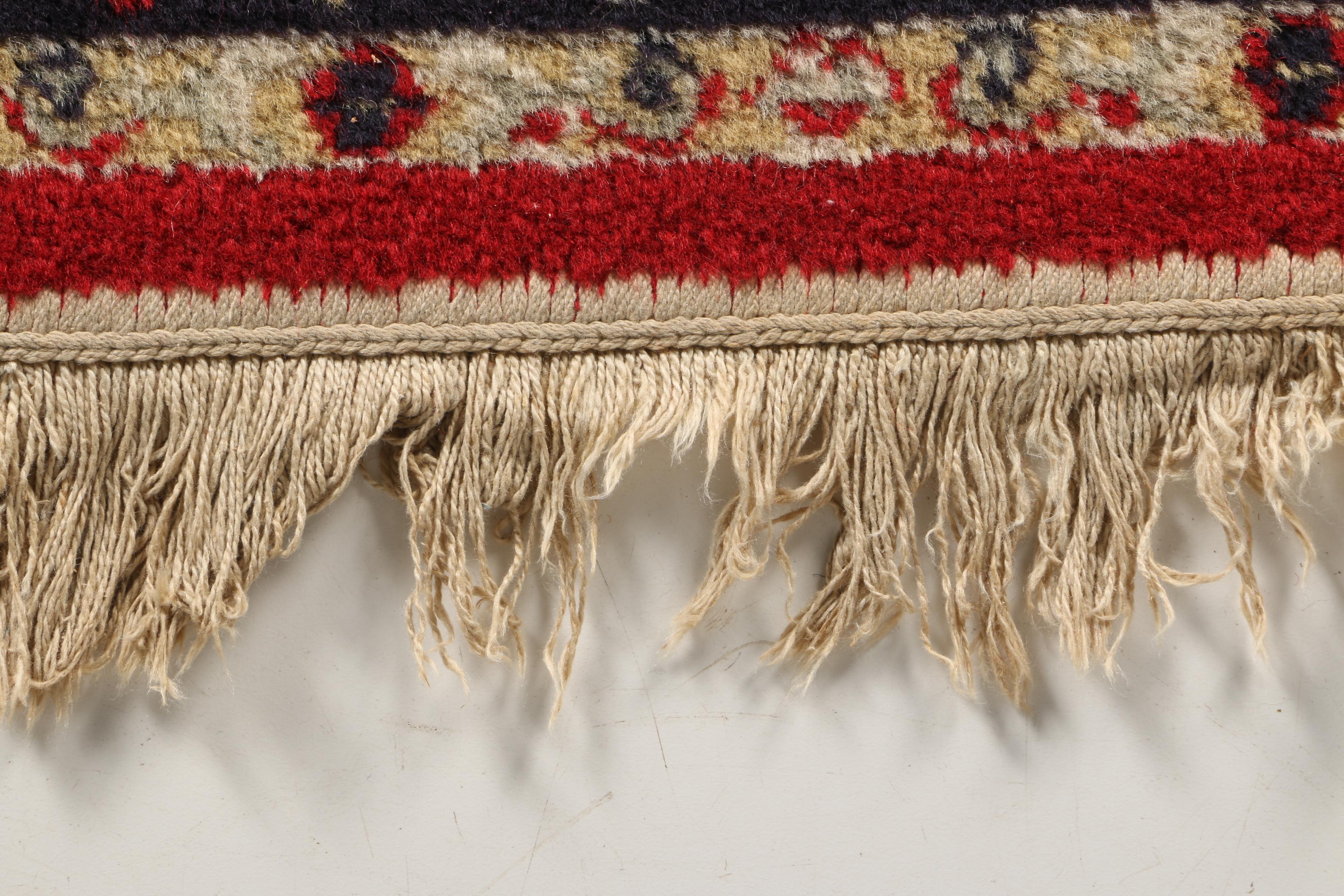 Machine Made Belgian "Mahal" Wool Pile Accent Rug