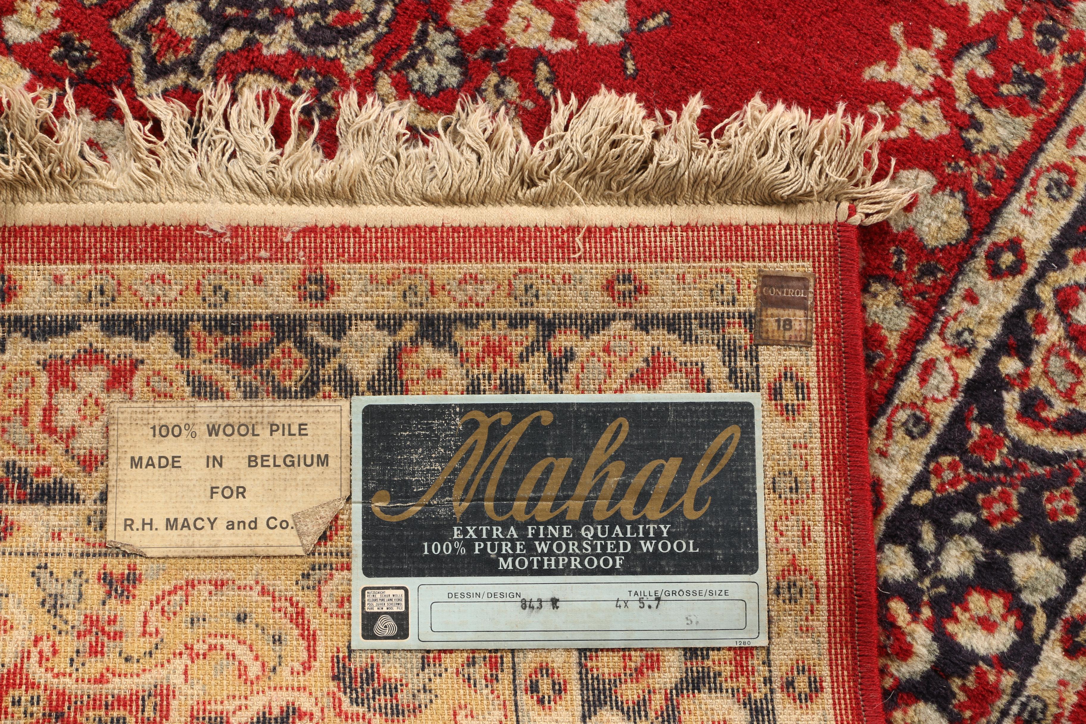 Machine Made Belgian "Mahal" Wool Pile Accent Rug