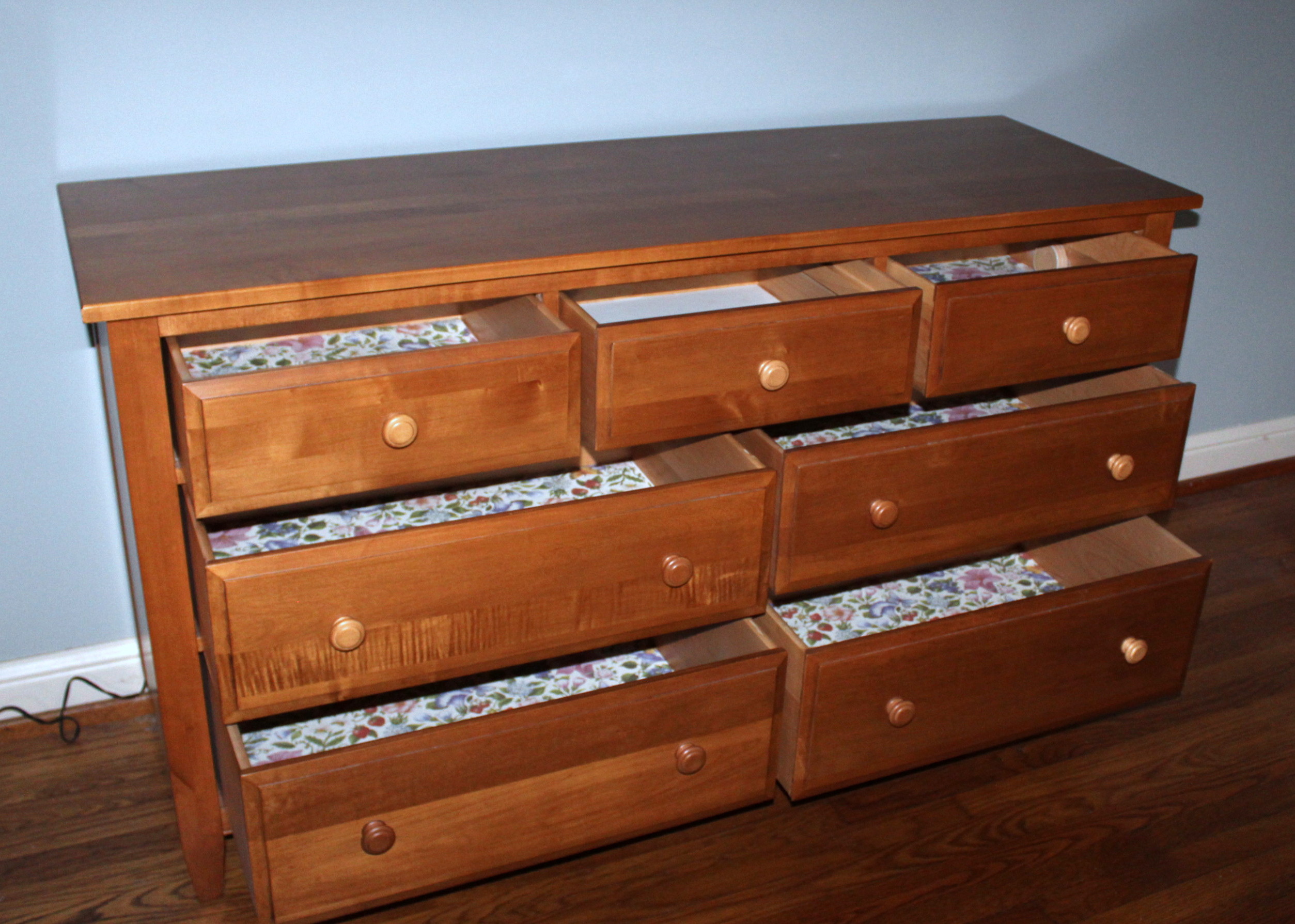 Ethan Allen Country Colors Dresser