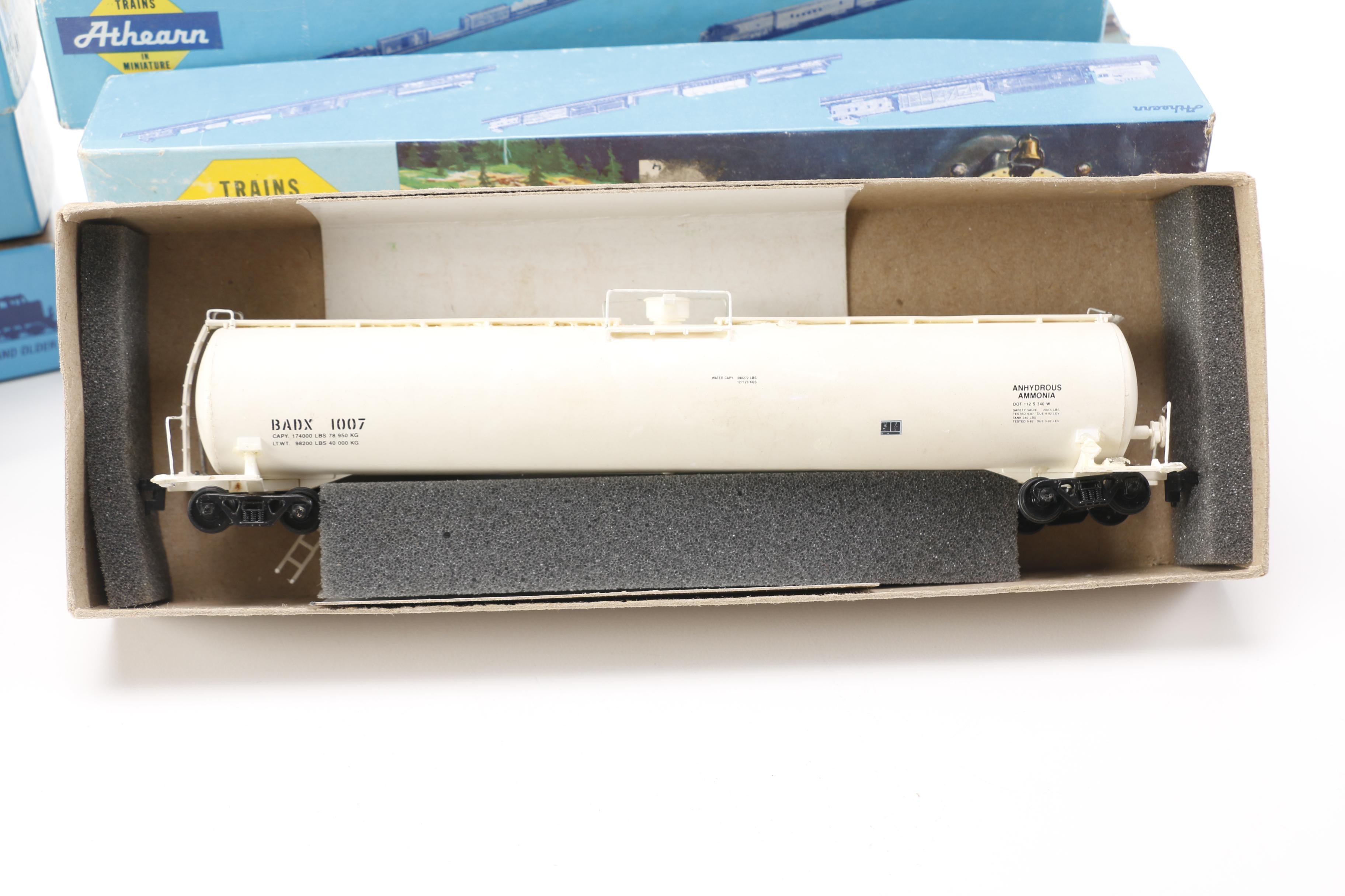 Athearn HO Scale Model Train Cars