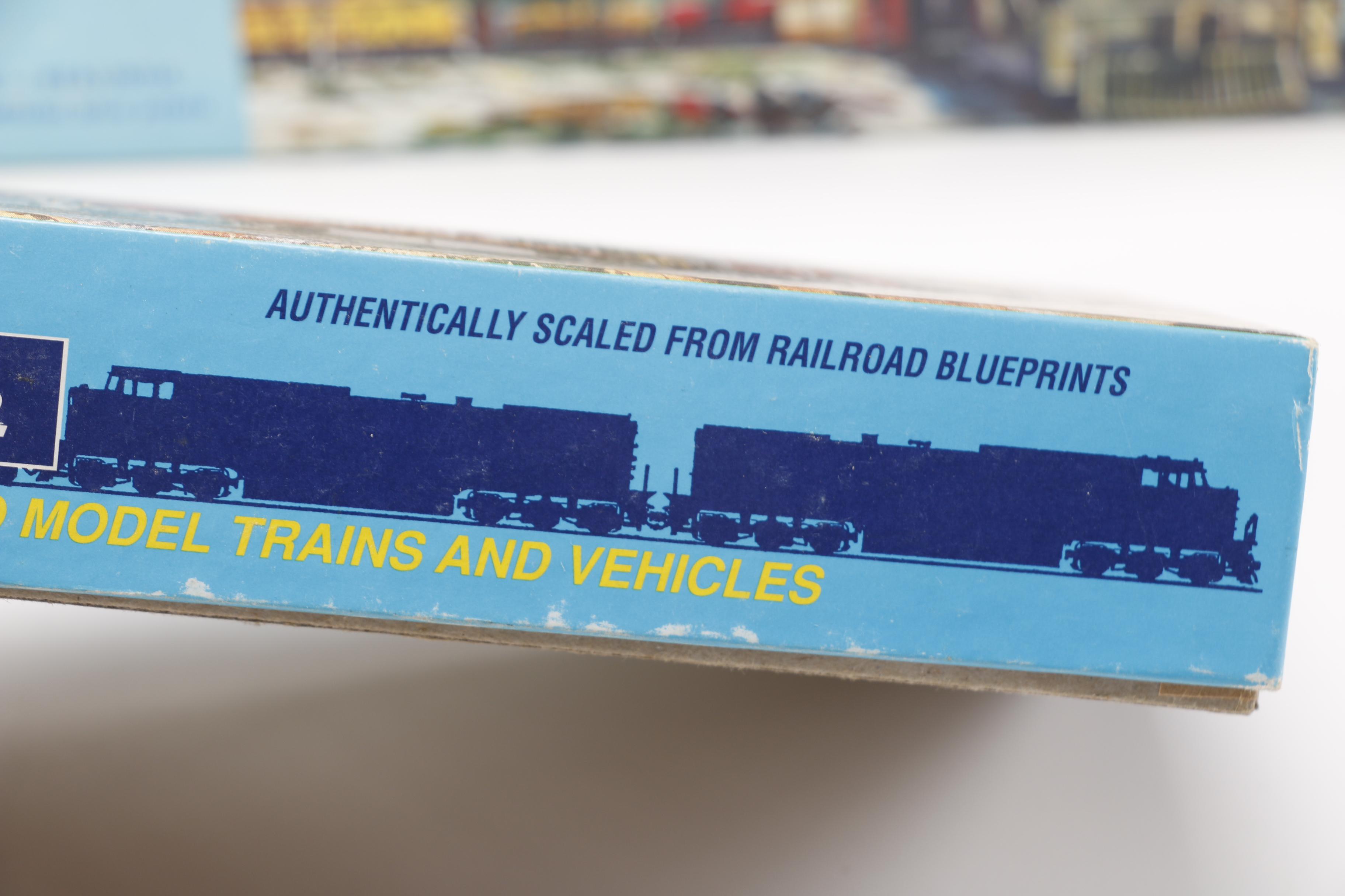 Athearn HO Scale Model Train Cars