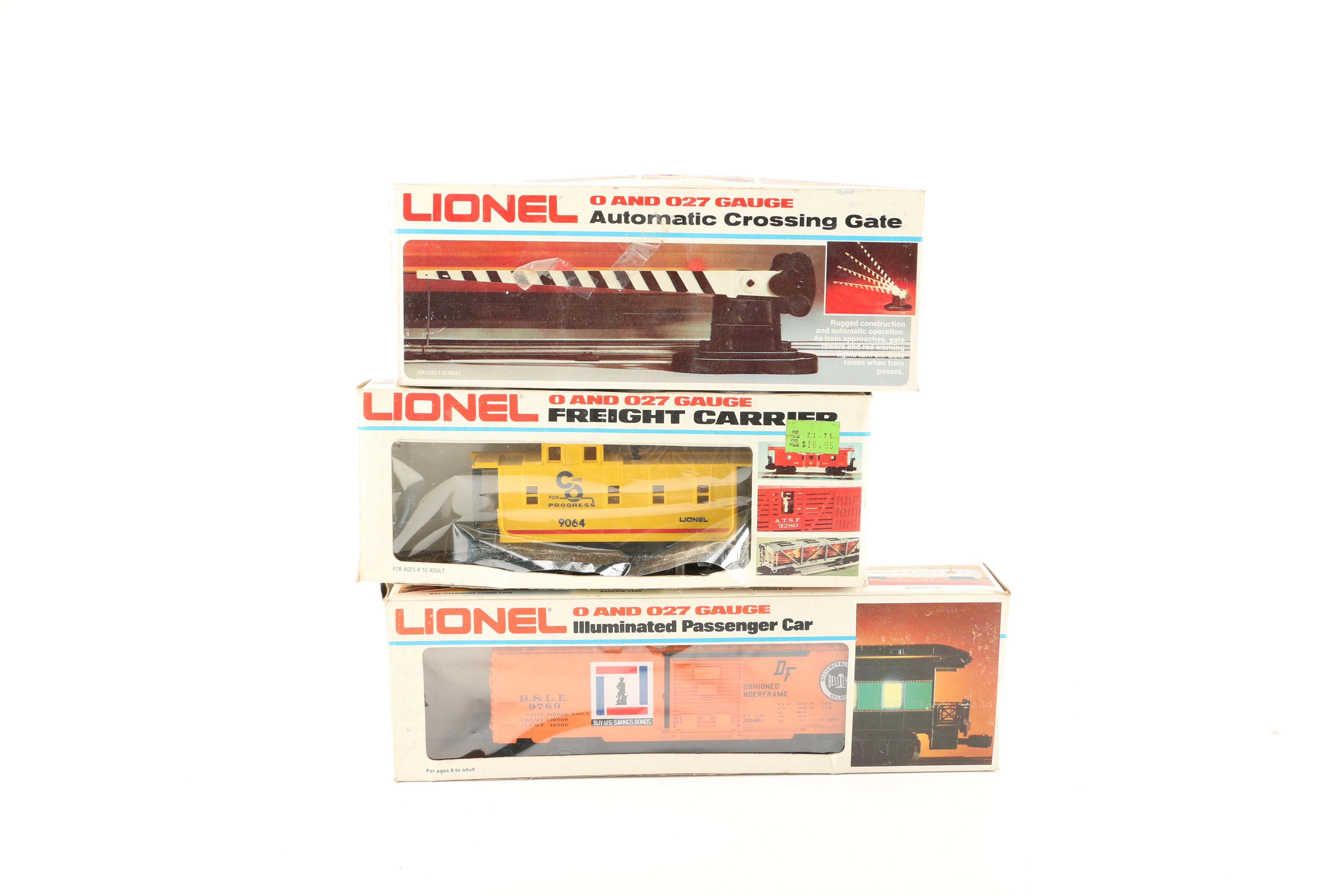 Vintage Lionel Train Cars, Tracks, and Accessories