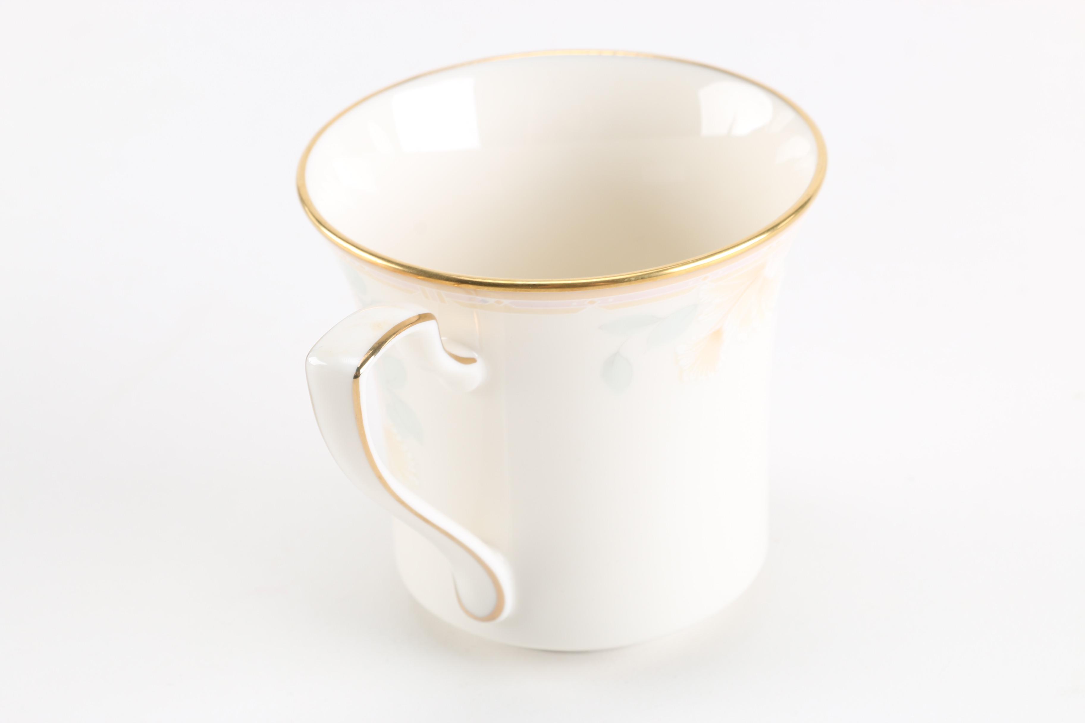 Noritake Fine China "Sweet Surprise" Dining Set