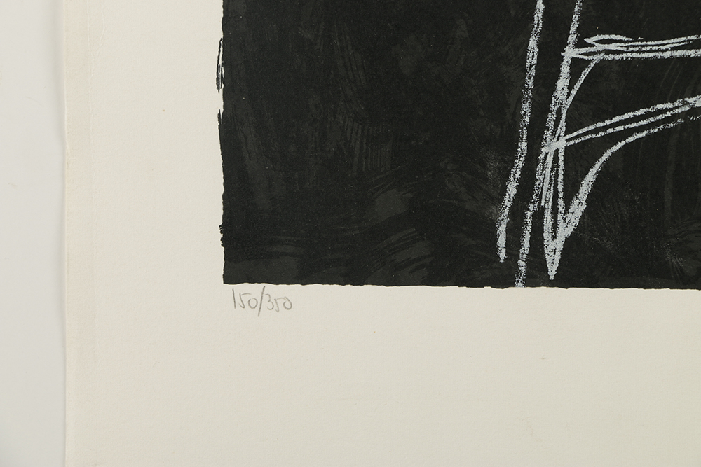 Itzchak Tarkay Limited Edition Lithograph "Seated Woman with Hat"