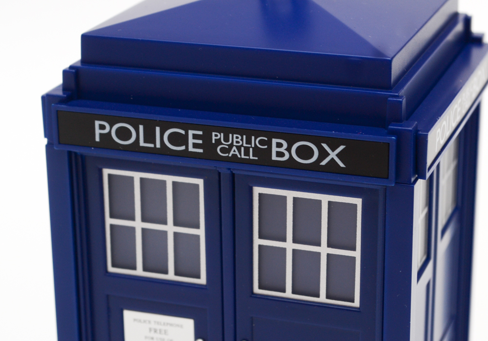 2013 Nieu Dr. Who 50th Anniversary Two Dollar Silver Coin with TARDIS