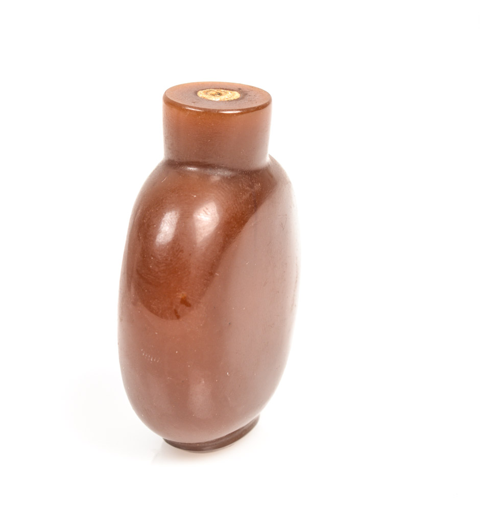 Antique Chinese Carnelian Snuff Bottle