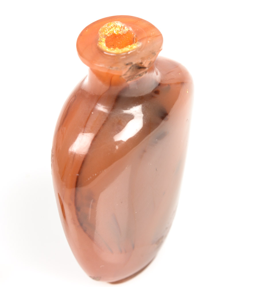 Antique Chinese Carnelian Snuff Bottle