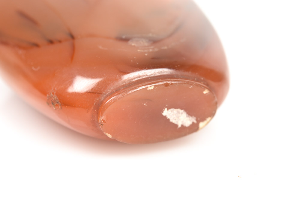 Antique Chinese Carnelian Snuff Bottle