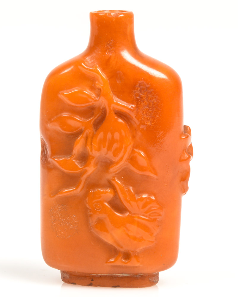 Antique Chinese Agalmatolite Snuff Bottle