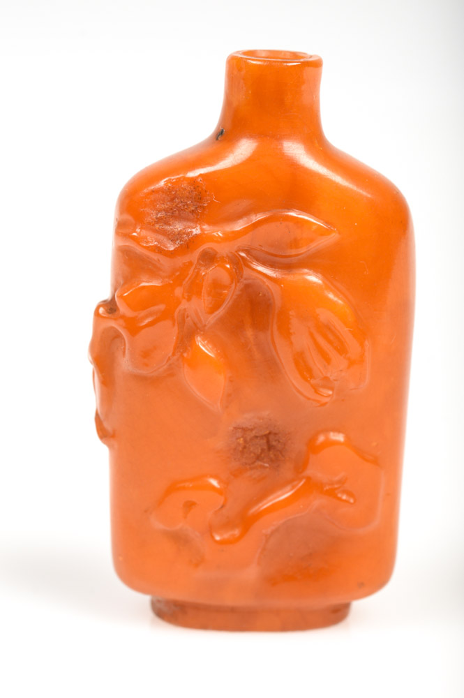 Antique Chinese Agalmatolite Snuff Bottle