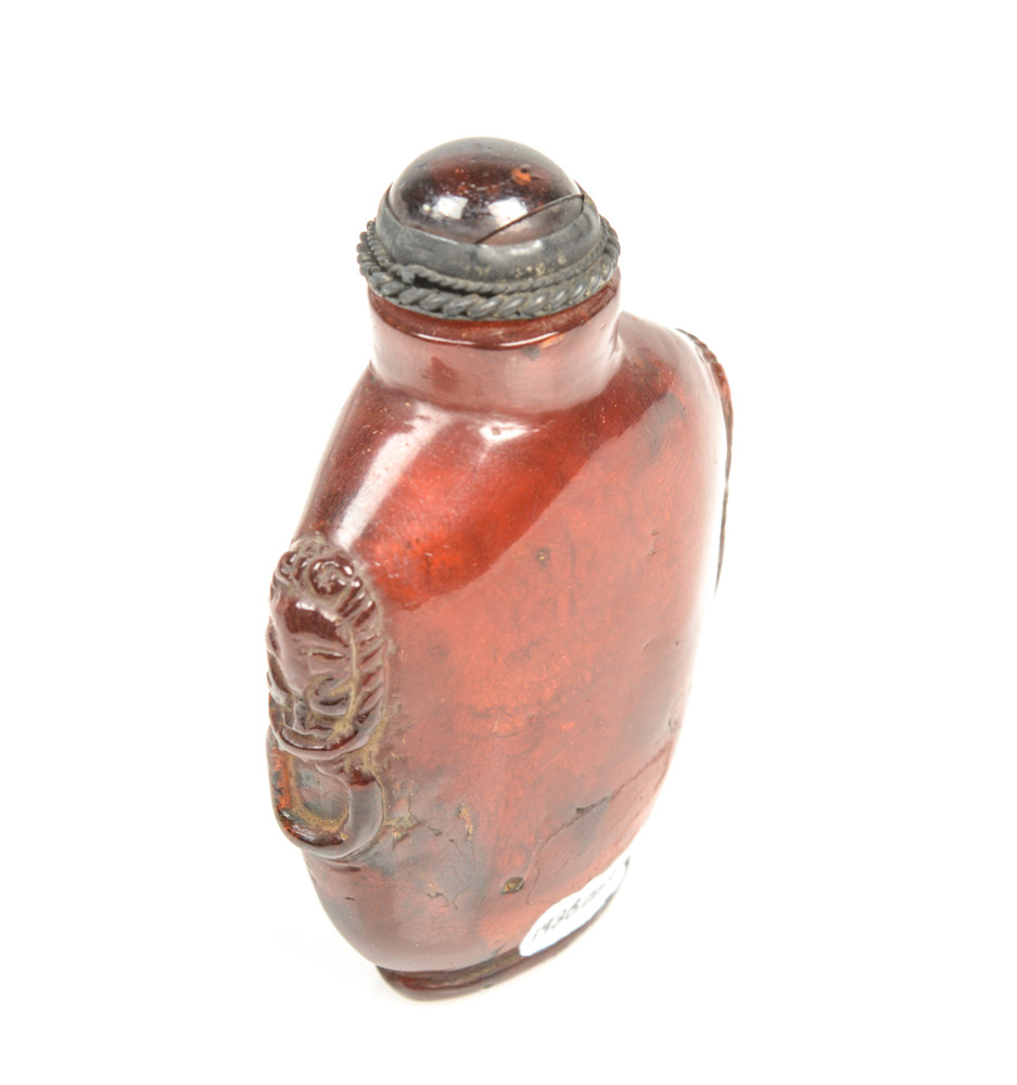Fine Chinese Red Amber Snuff Bottle