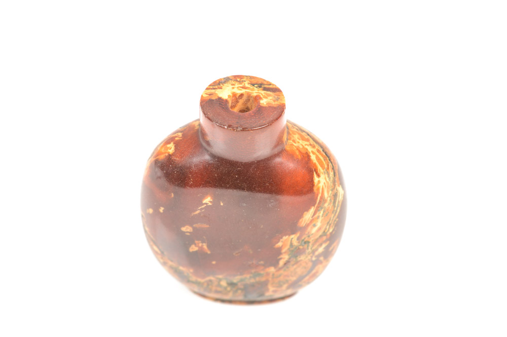 Chinese Amber Snuff Bottle