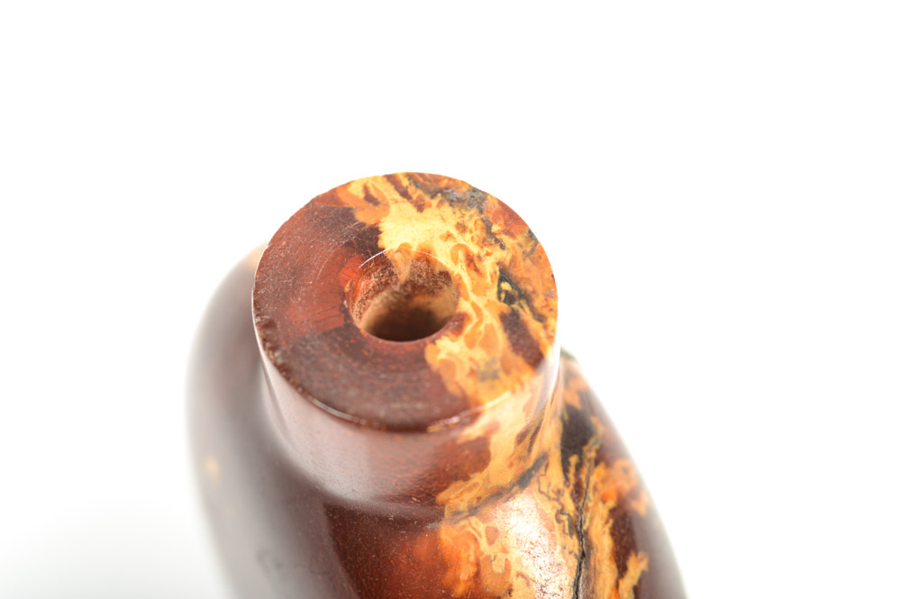 Chinese Amber Snuff Bottle