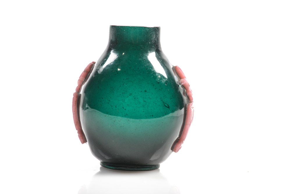 Antique Chinese Peking Glass Snuff Bottle