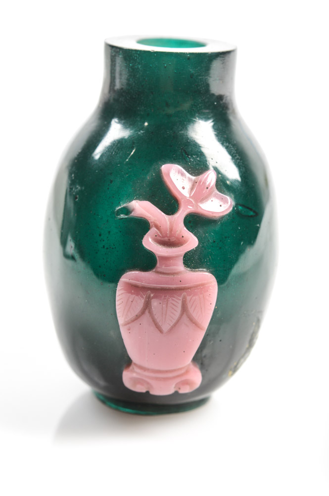 Antique Chinese Peking Glass Snuff Bottle