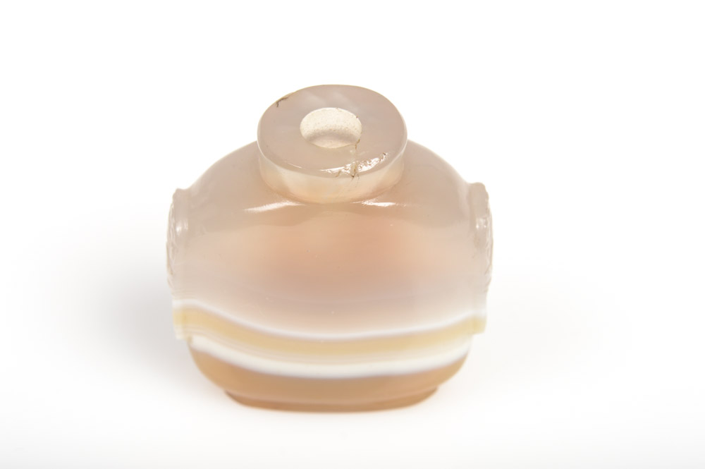 Chinese Carved Agate Snuff Bottle