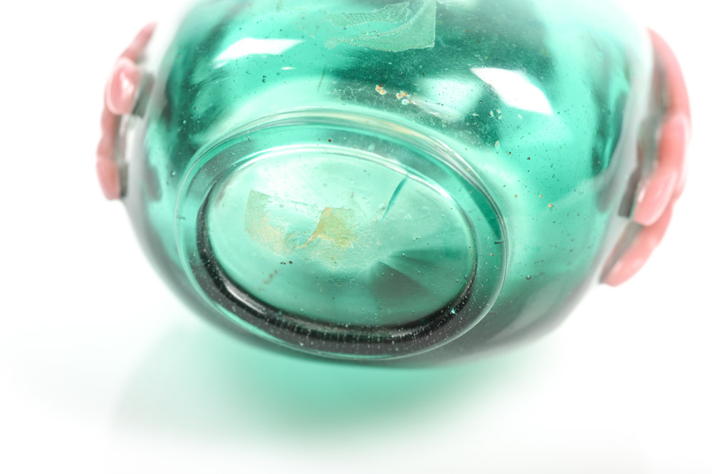 Antique Chinese Peking Glass Snuff Bottle