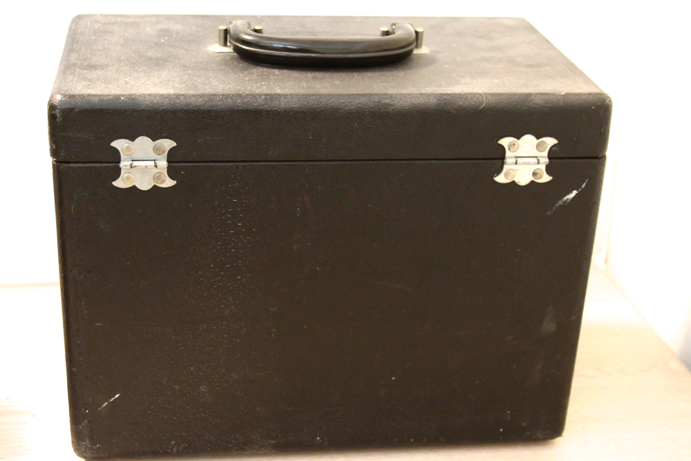 Vintage Featherweight Singer Sewing Machine