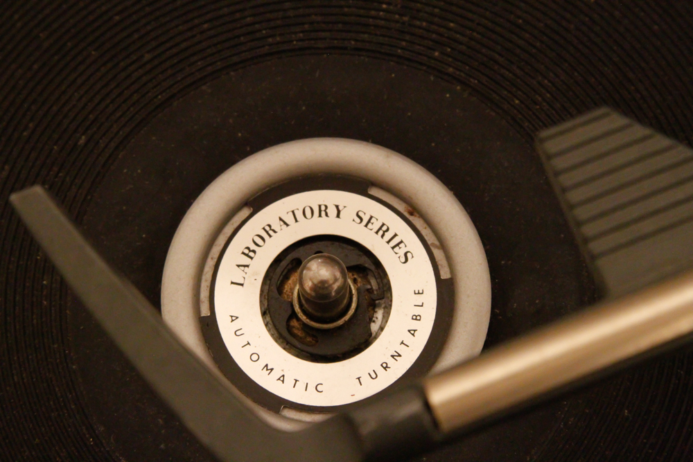 Vintage Garrard 60 Mk II Auto Turntable and Johnny Cash Single