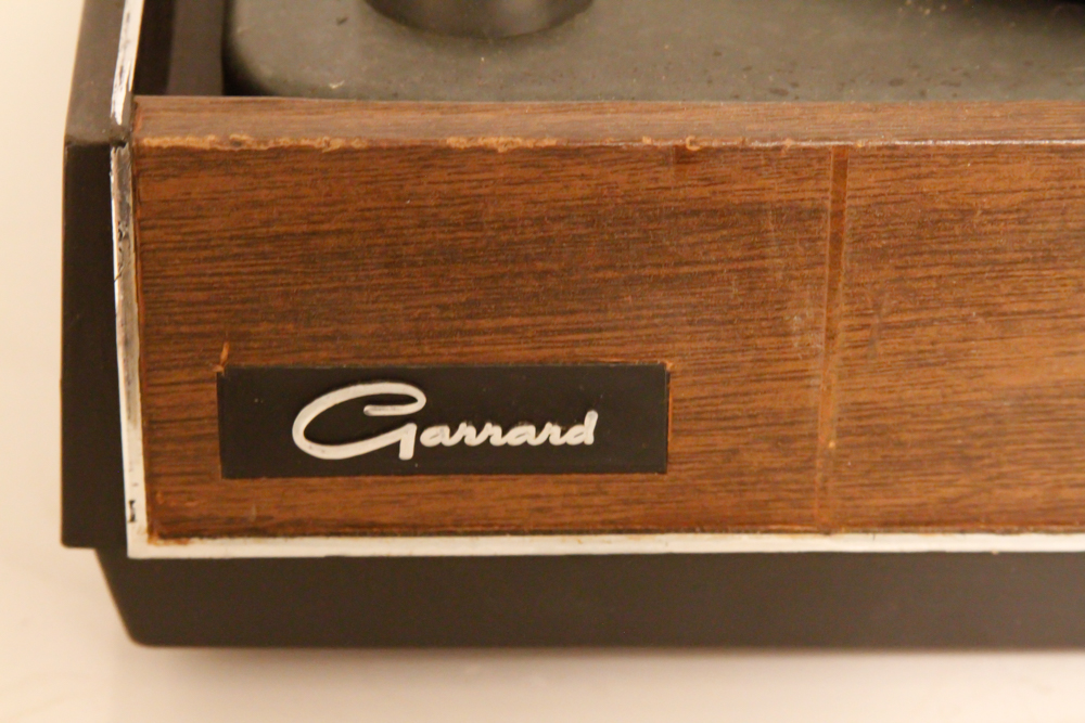 Vintage Garrard 60 Mk II Auto Turntable and Johnny Cash Single