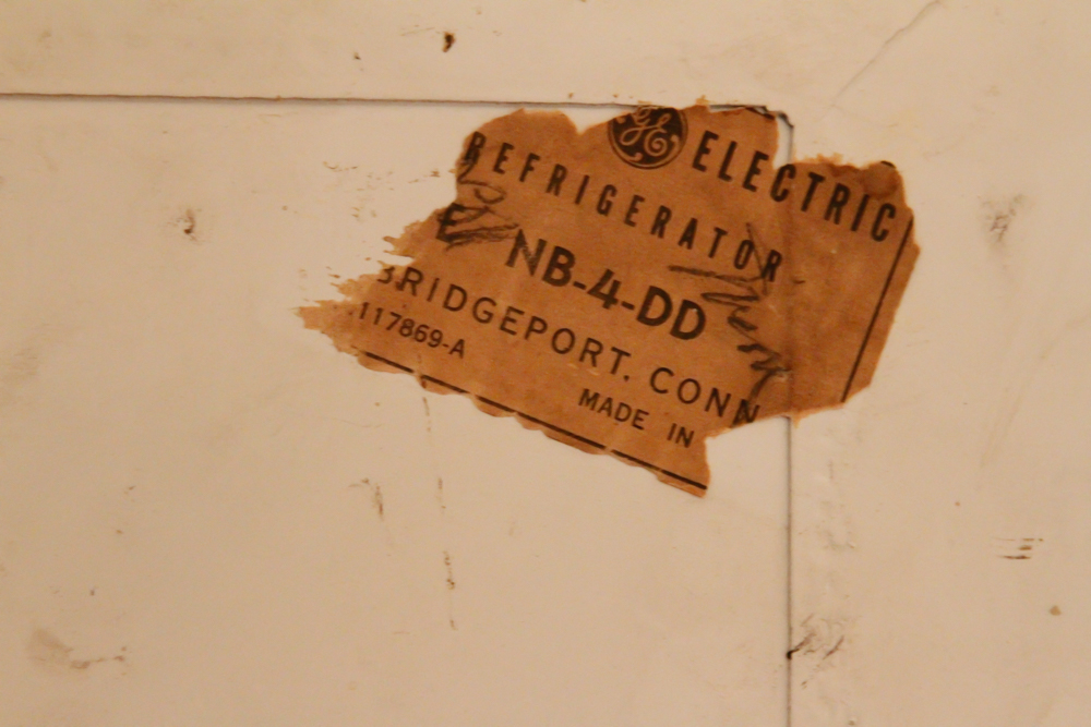 Vintage General Electric Miniature Refrigerator