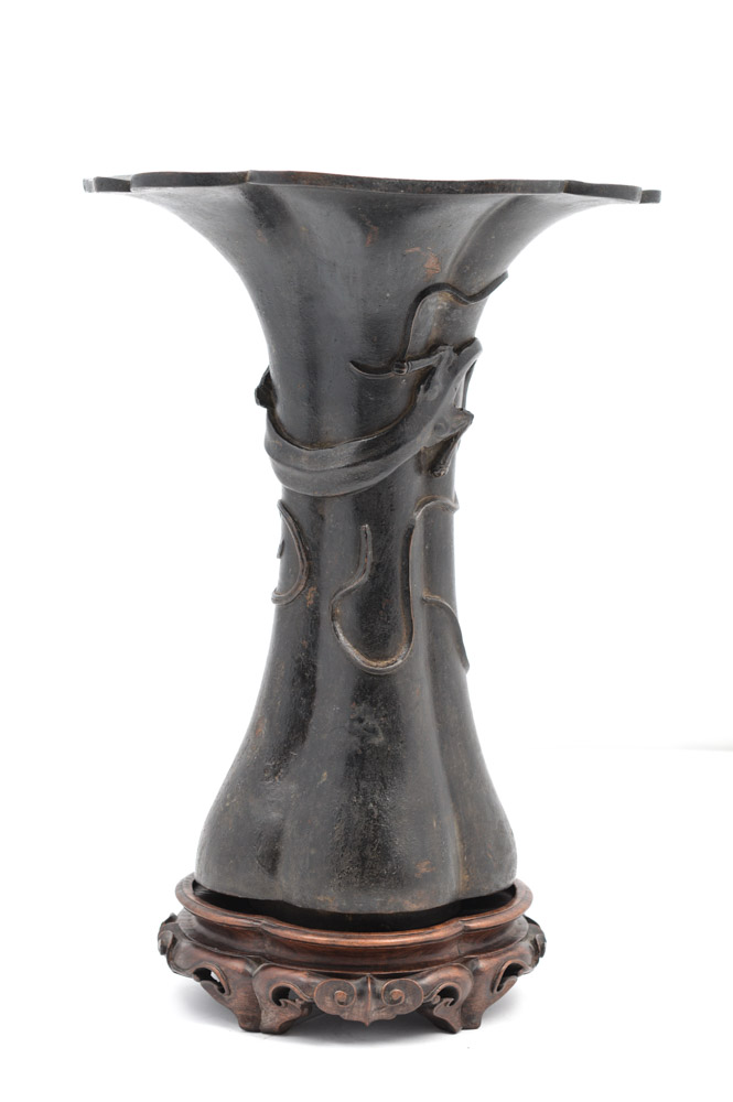 Chinese Qing Dynasty Lobed Bronze Vase With Dragon