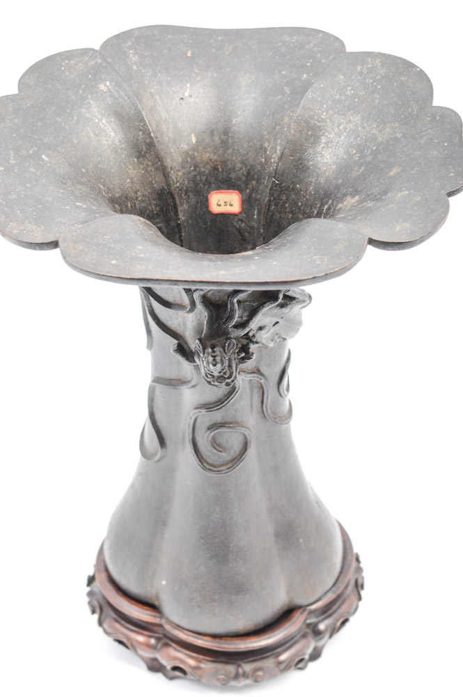 Chinese Qing Dynasty Lobed Bronze Vase With Dragon