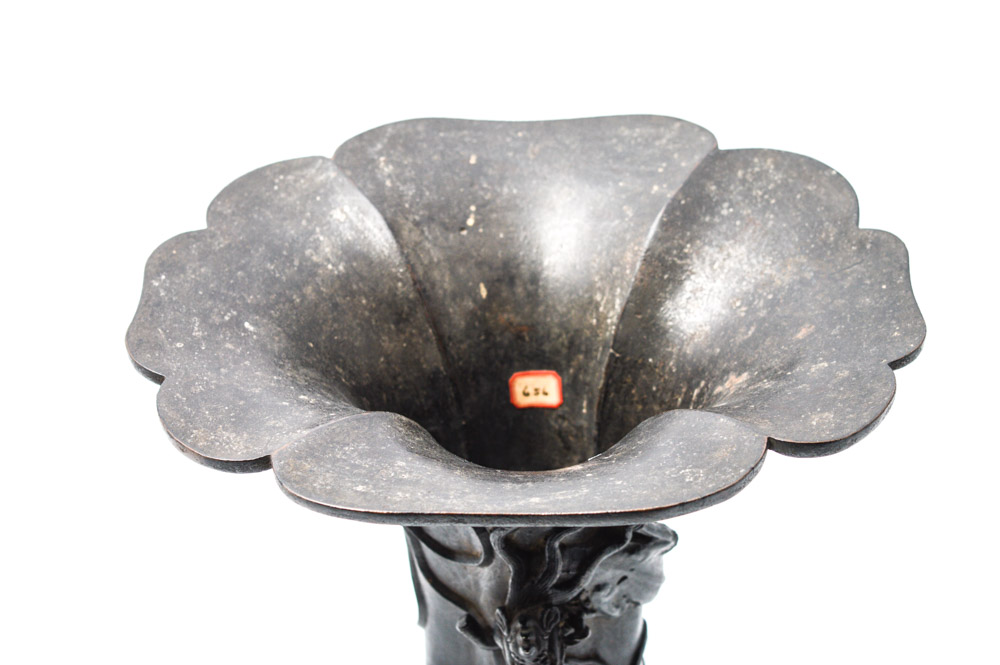 Chinese Qing Dynasty Lobed Bronze Vase With Dragon