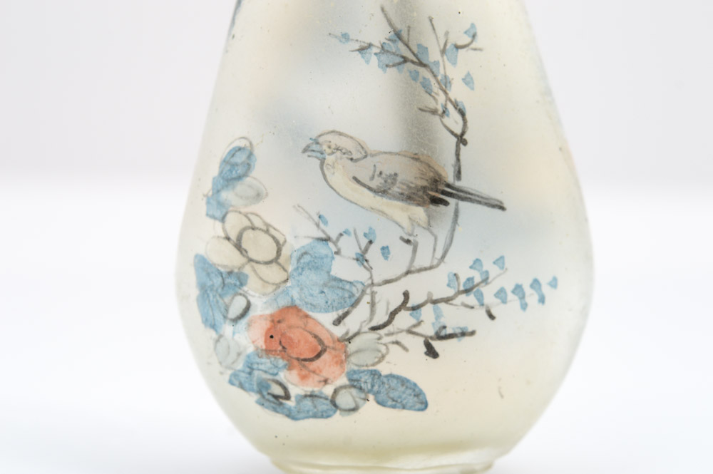 Hand Painted Chinese Glass Snuff Bottle