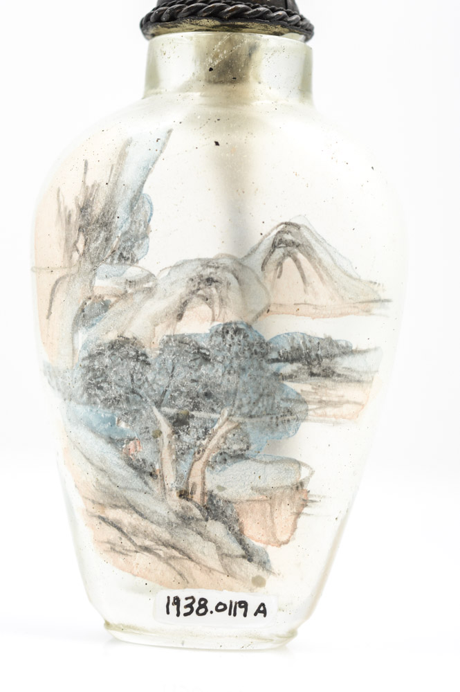 Hand Painted Chinese Glass Snuff Bottle