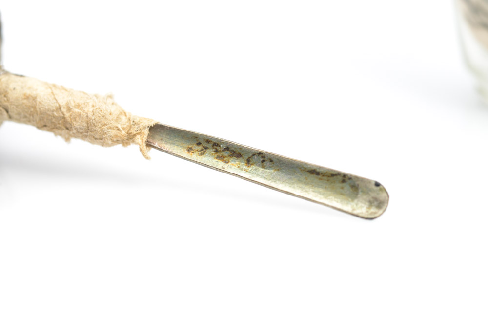 Hand Painted Chinese Glass Snuff Bottle