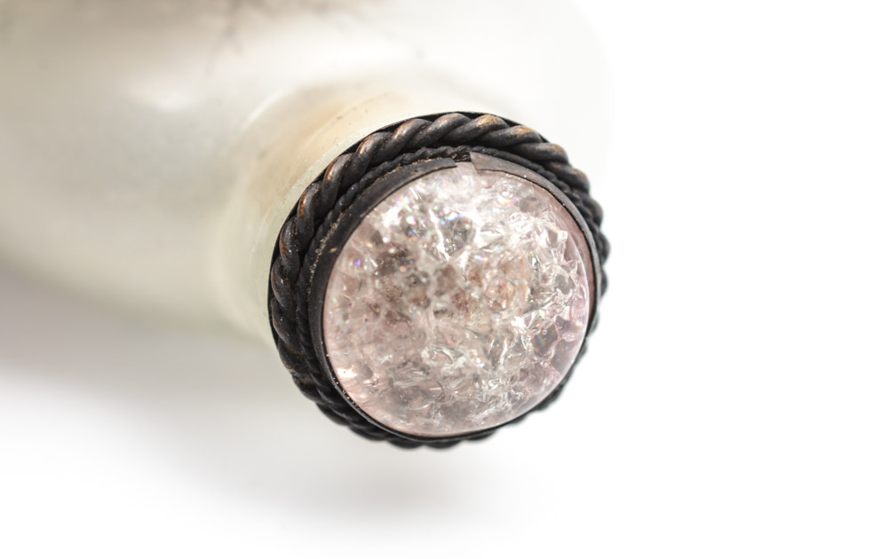 Hand Painted Chinese Glass Snuff Bottle