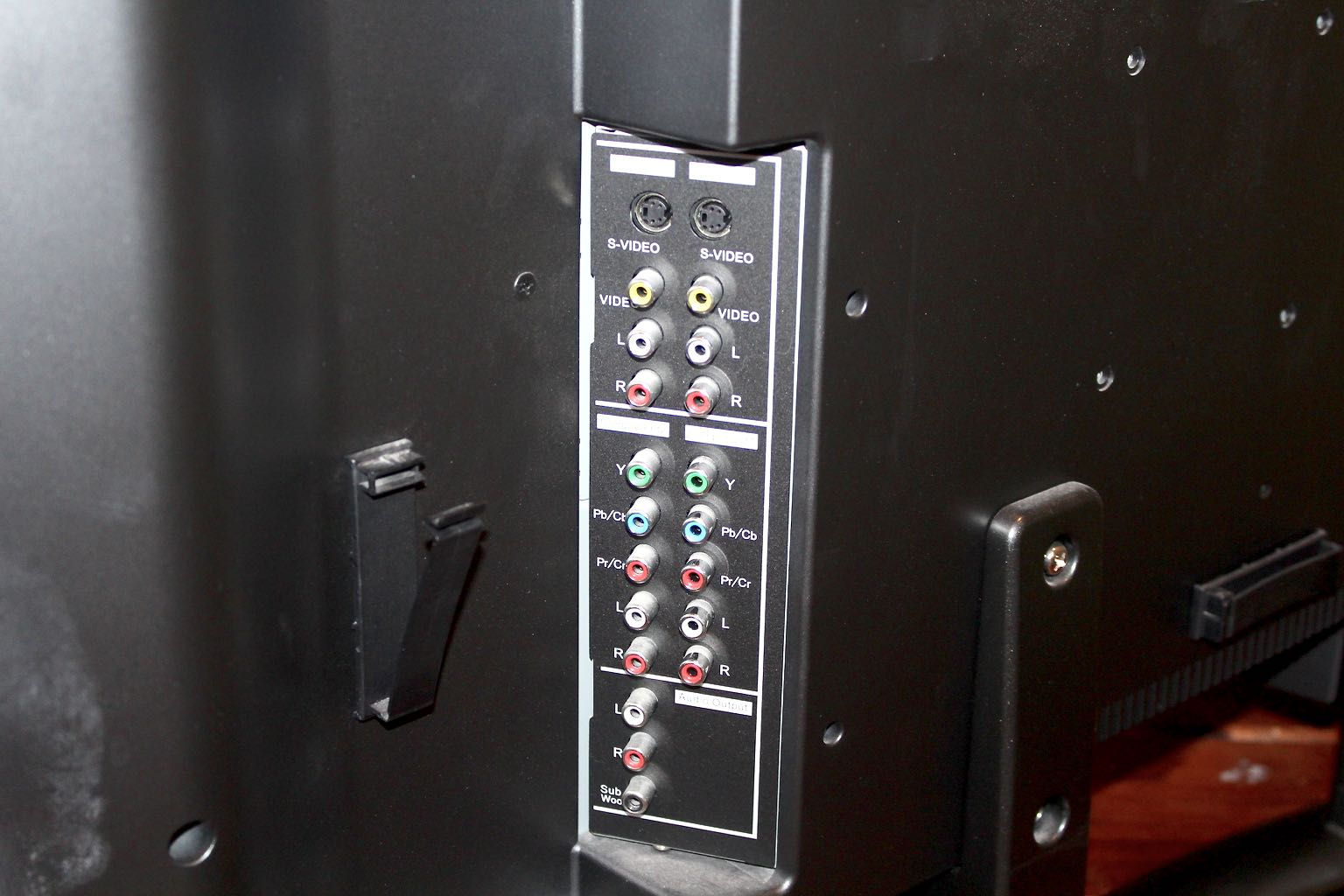 Syntax Olevia 32" Widescreen HD-Ready LCD Television