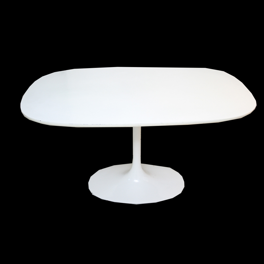 Mid Century Modern Tulip Table