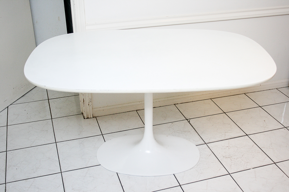 Mid Century Modern Tulip Table